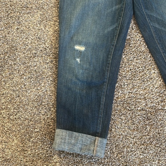 Loft Boyfriend Cropped Jeans Size 26 Distressed Light Wash - Picture 5 of 10